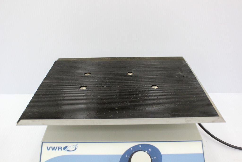 VWR Model 100 Rocking Platform Laboratory Shaker VG Condition 120V 60Hz USA