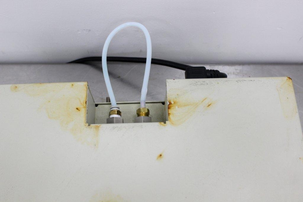 Thermo Neslab KMC 200 Circulating Chiller 208-230V Temperature Range 16-27C