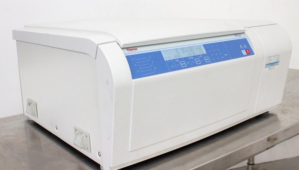 Thermo Sorvall Legend XTR Benchtop Centrifuge -10C, 15,200 RPM 3L Capacity