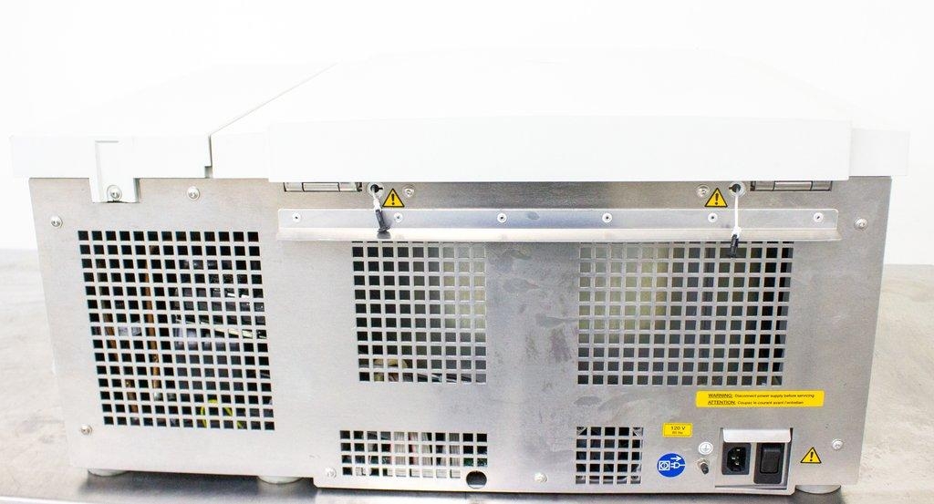 Thermo Sorvall Legend XTR Benchtop Centrifuge -10C, 15,200 RPM 3L Capacity