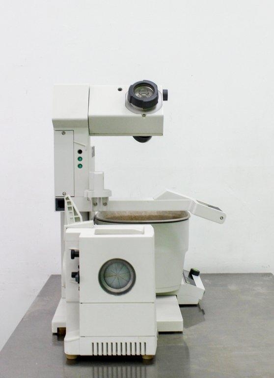 BUCHI Rotavapor R-300 EL Distillation System with Bath & Vacuum Pump, 100-240V