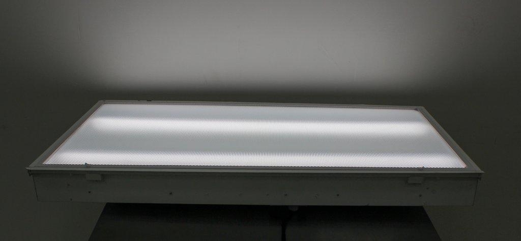 Indoor Ceiling Cool White Lamp Lights Set of 2 with Tested 120V VG Condition