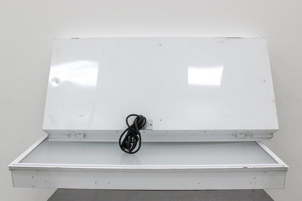 Indoor Ceiling Cool White Lamp Lights Set of 2 with Tested 120V VG Condition