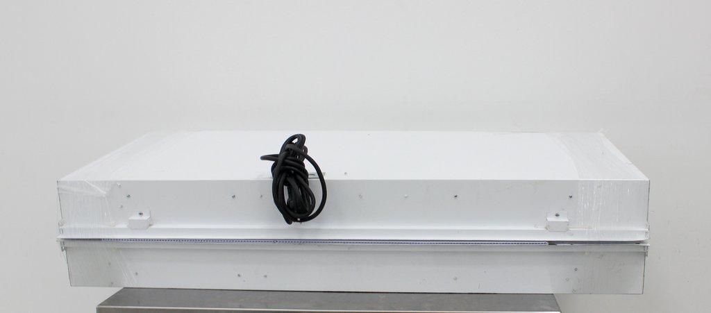 Indoor Ceiling Cool White Lamp Lights Set of 2 with Tested 120V VG Condition