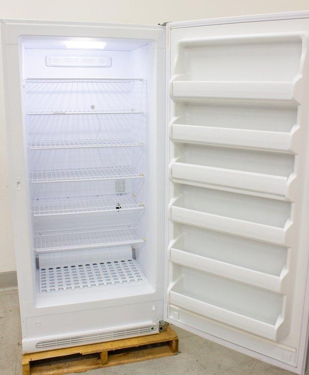 Thermo Scientific 20LREETSA Lab Refrigerator 1°C to 12°C 566L Capacity