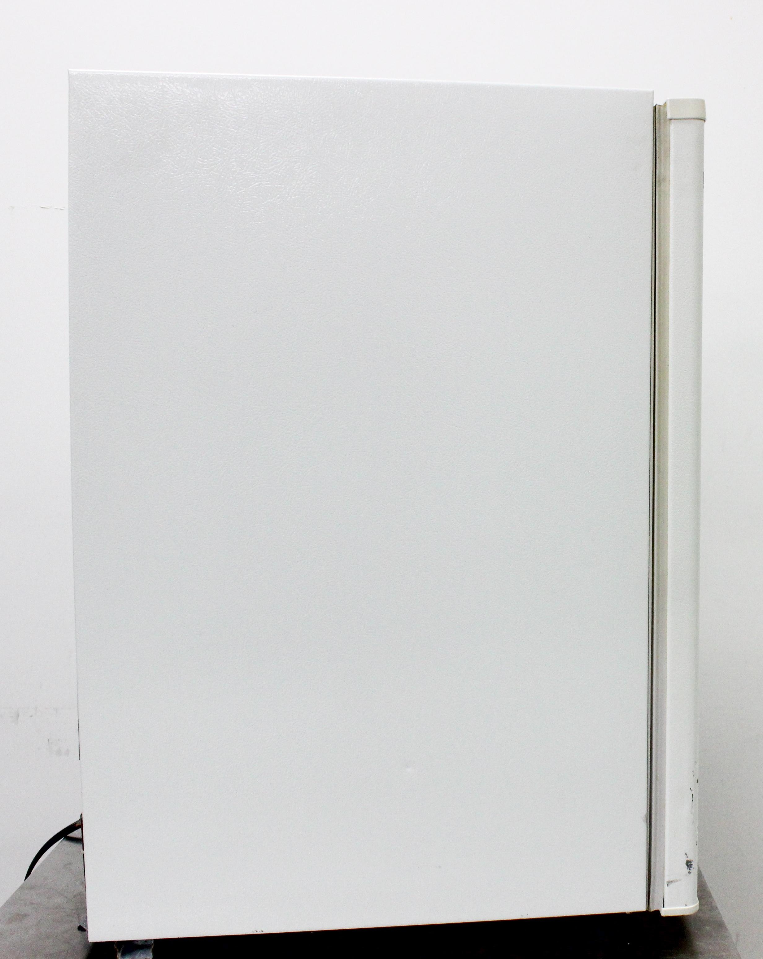Thermo Model 3752 Freezer Lab Undercounter -29C For Scientific Use