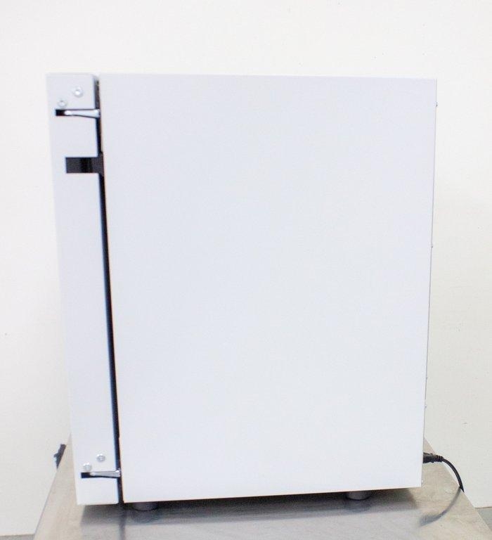 Binder BD 115 Incubator Gravity Convection 112L 100°C Temp Range