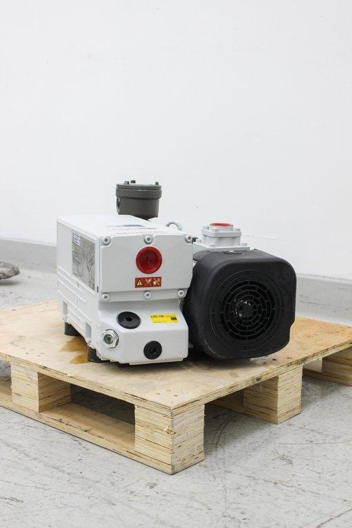Edwards SV100B Sogevac Vacuum Pump Industrial Vane Pump, Good Condition