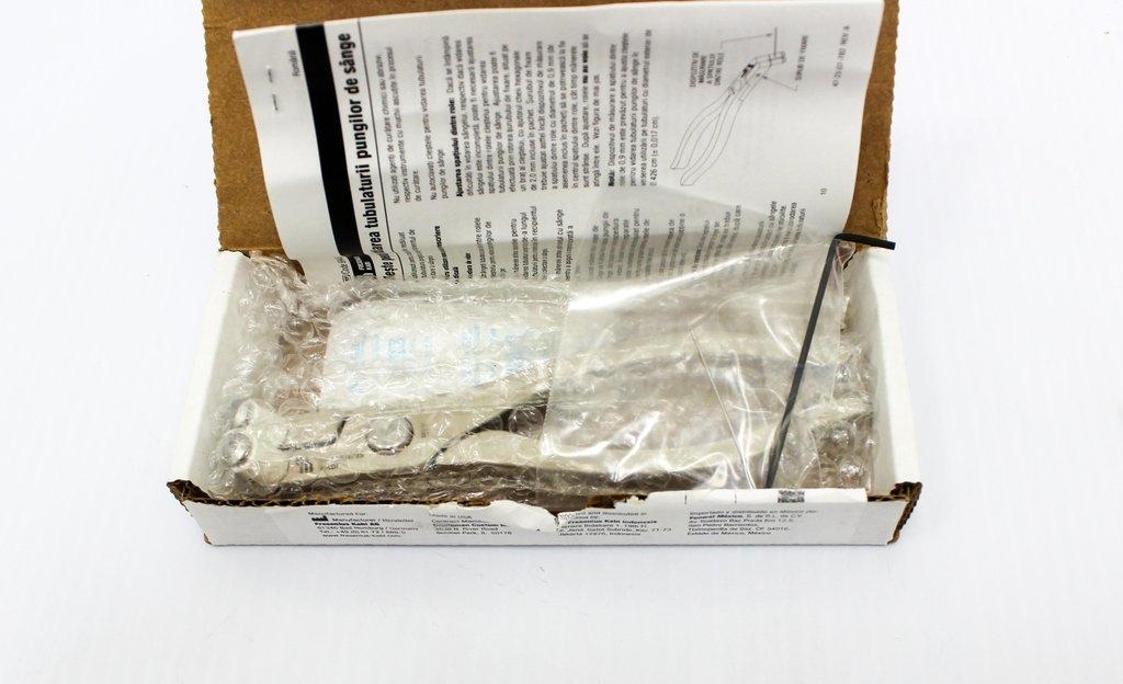 Fresenius H17 Donor Tube Stripper Clinical Accessory for Blood Collection