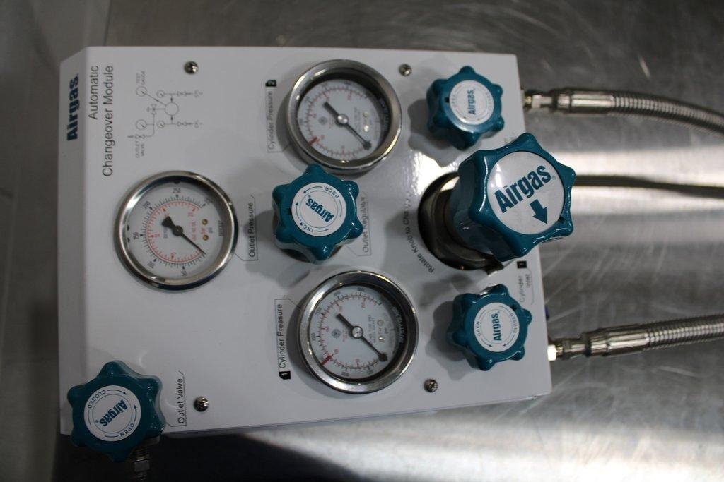 Airgas Automatic Changeover Module Y13CP145DRD for Uninterrupted Gas Flow