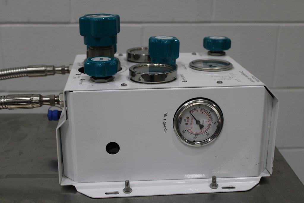 Airgas Automatic Changeover Module Y13CP145DRD for Uninterrupted Gas Flow