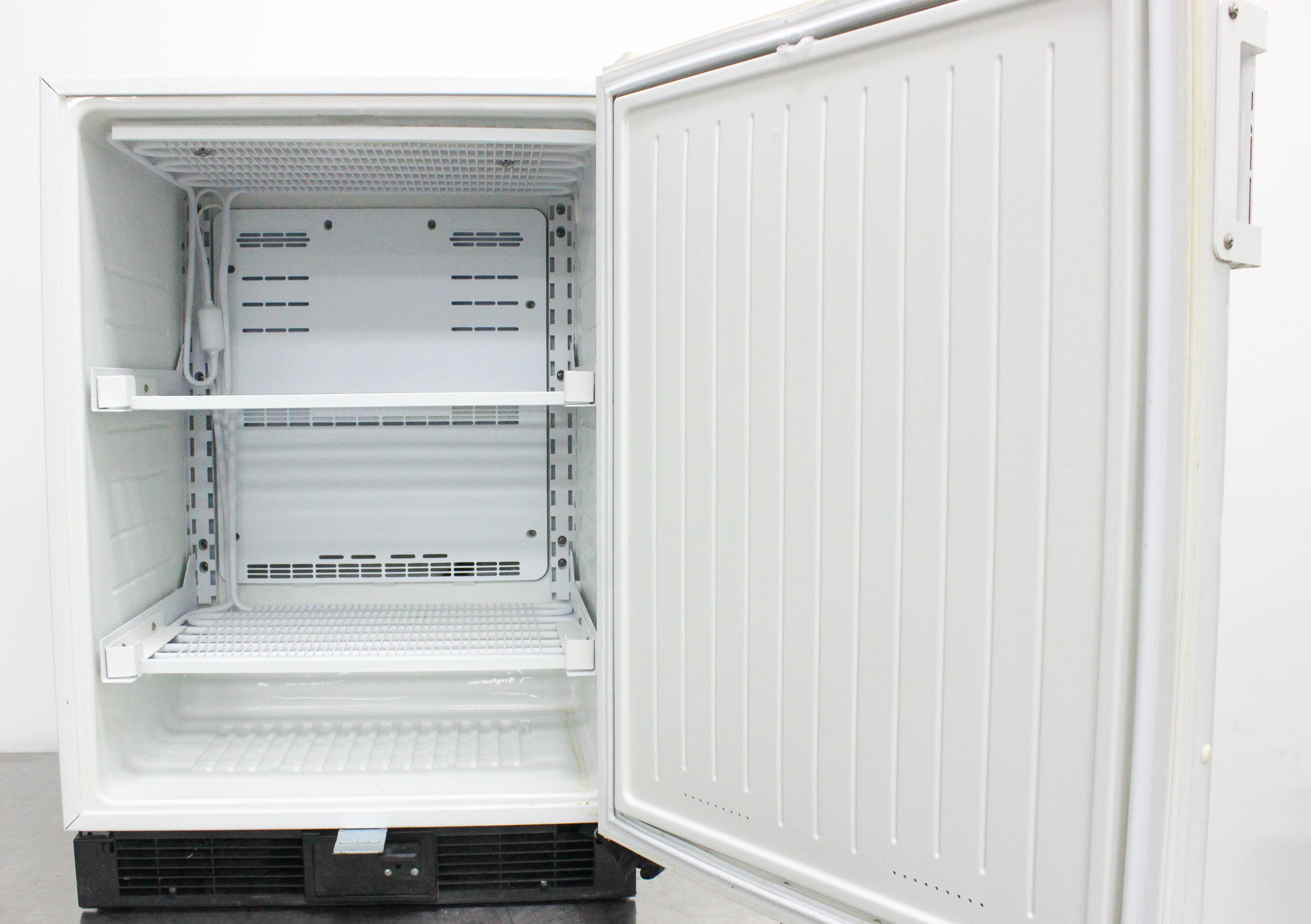 VWR/Sanyo SF-L6111W Freezer Cold Storage -15°C to -25°C 5.4 Cu Ft Capacity