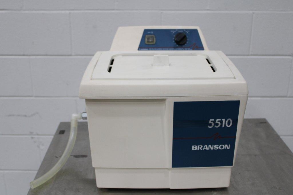 Branson 5510R-MTH Ultrasonic Cleaner Small Equipment 117V 2005 Model