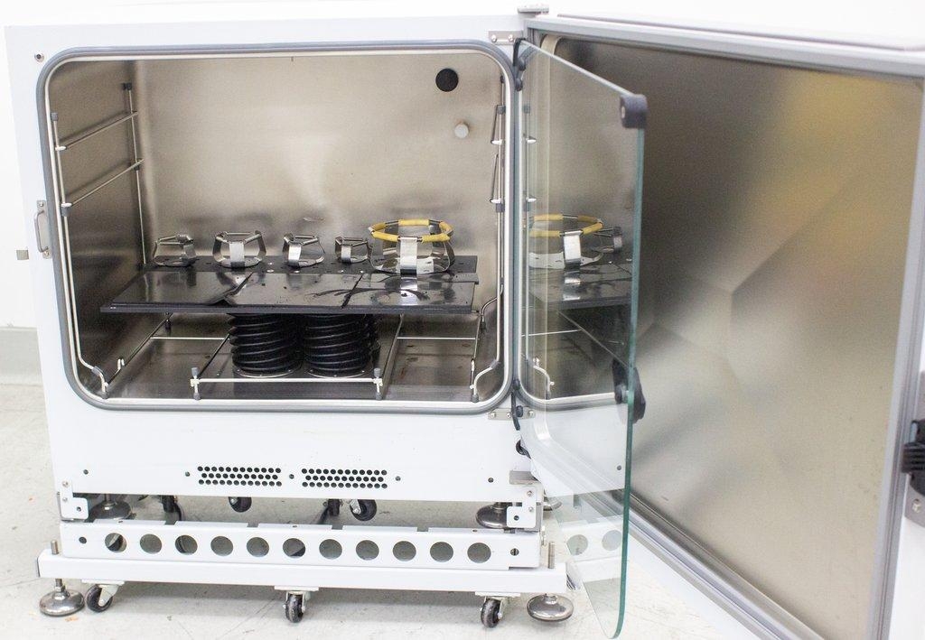 Eppendorf New Brunswick S41i CO2 Incubator Shaker 170L 25-400 RPM VG