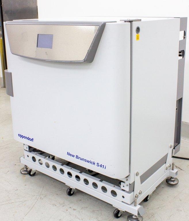 Eppendorf New Brunswick S41i CO2 Incubator Shaker 170L 25-400 RPM VG