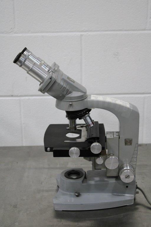 American Optical Spencer Model 650 Compound Microscope 40x-1000x Magnification