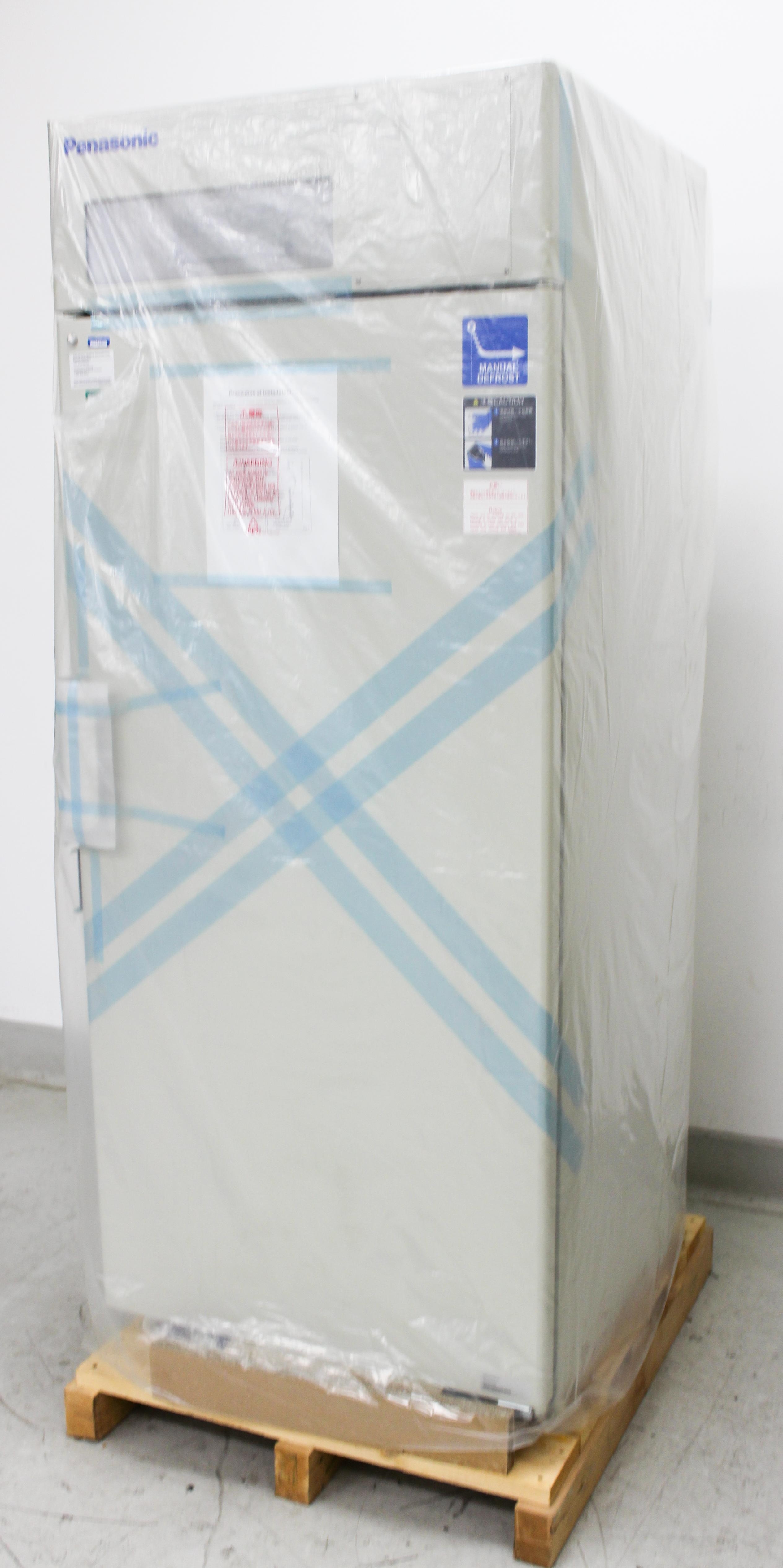 Panasonic MDF-U731M-PA Ultra Low Freezer -30C New Scratch and Dent