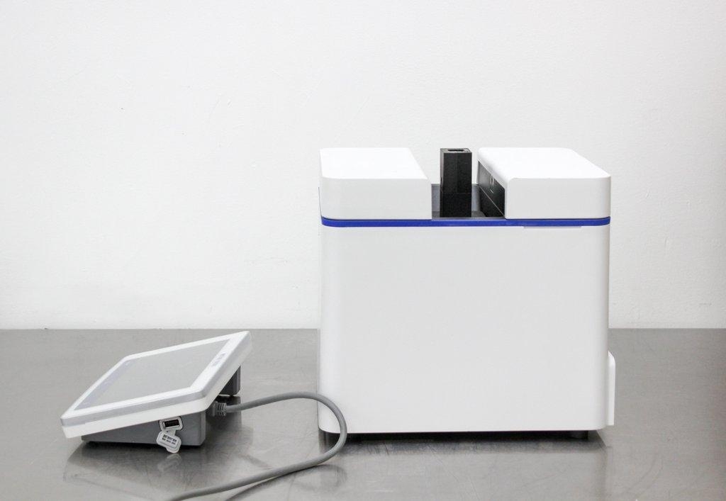 Mettler Toledo UV/VIS Excellence UV7 Spectrophotometer, 190-1100 nm, Xenon Lamp