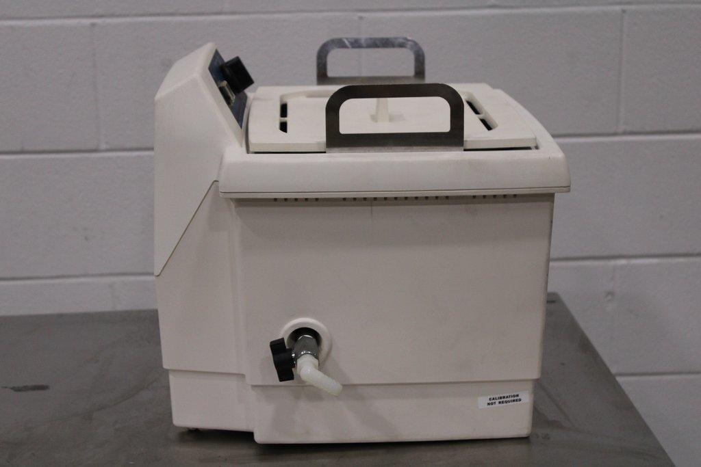 Cole Parmer Ultrasonic Cleaner 08893-11 Industrial Sonicating Bath 117V 60Hz