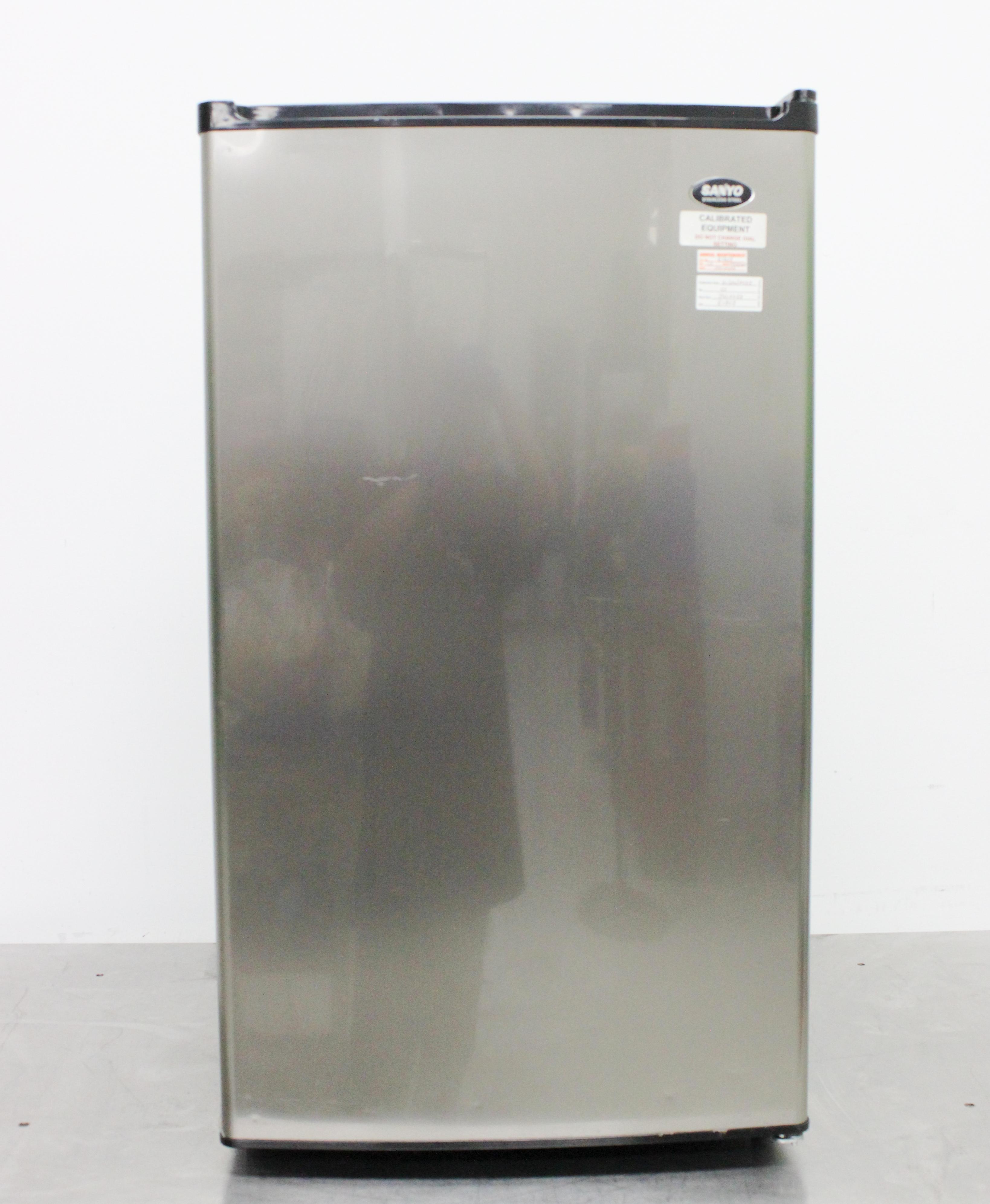 Sanyo SR-3660S Compact Refrigerator 3.6 Cu Ft… - #3375390 | REUZEit