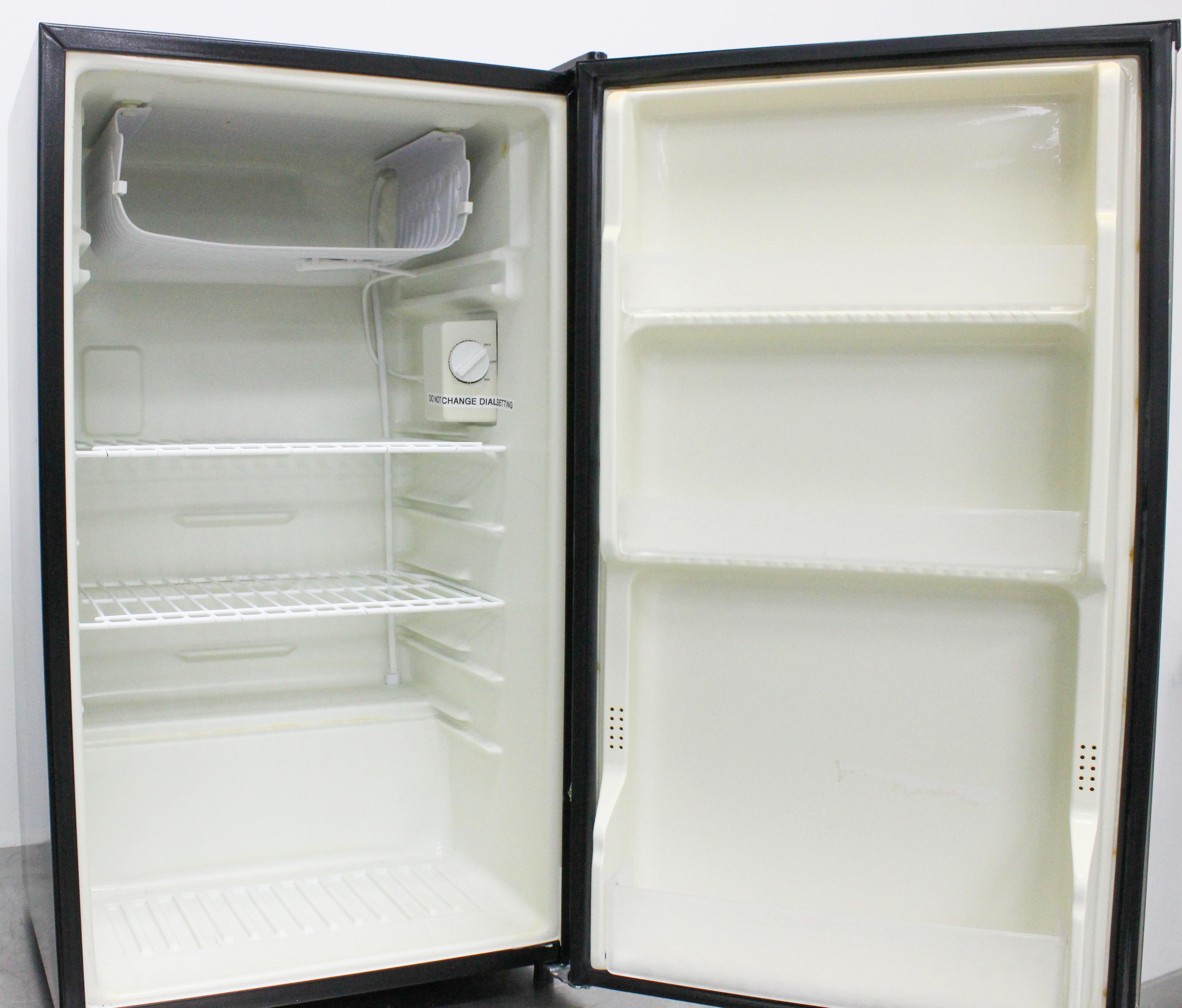 Sanyo SR-3660S Compact Refrigerator 3.6 Cu Ft Stainless Steel Office Dorm