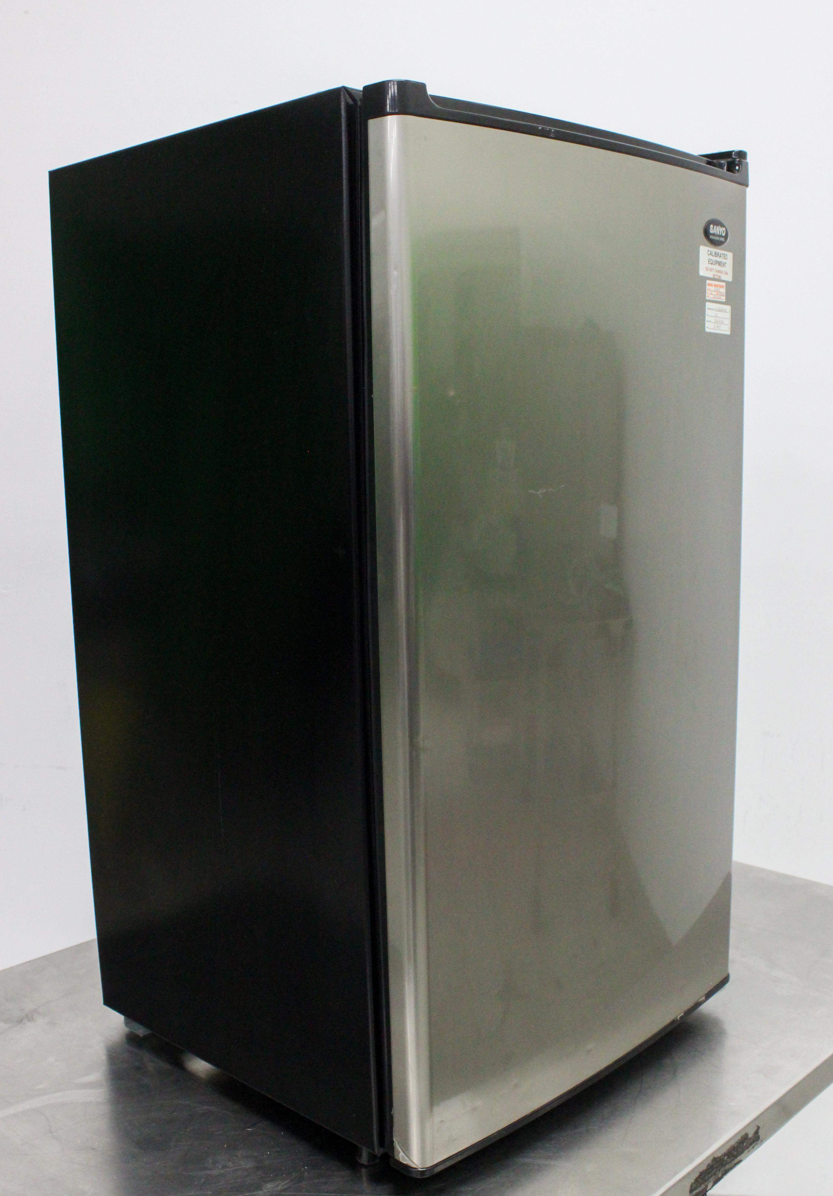 Sanyo SR-3660S Compact Refrigerator 3.6 Cu Ft Stainless Steel Office Dorm