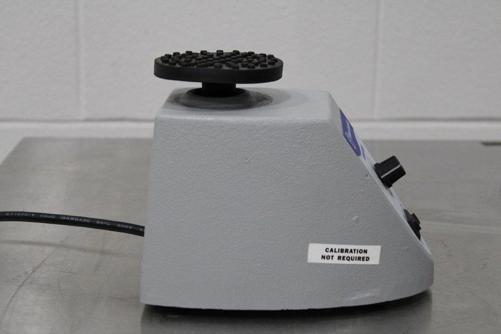 Fisher Digital Vortex Mixer Small Versatile Rotator/Stirrer 115V 50/60Hz