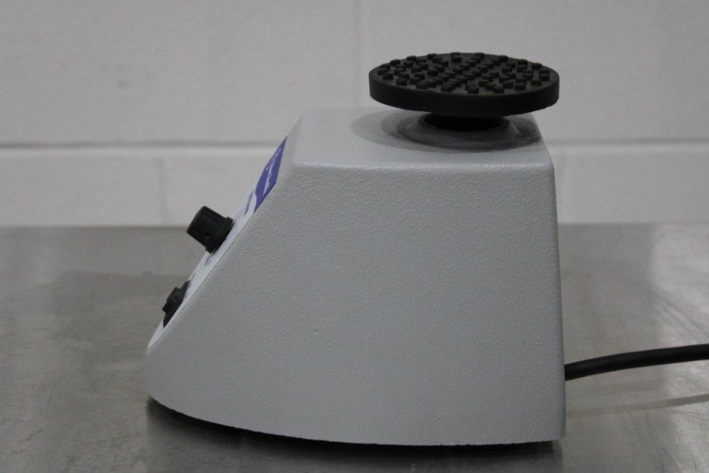 Fisher Digital Vortex Mixer Small Versatile Rotator/Stirrer 115V 50/60Hz