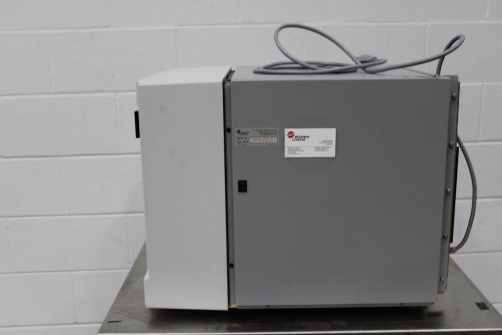 Beckman Coulter Multisizer 3 Particle Counter for Pharmaceuticals & Polymers