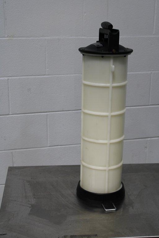 Mityvac MV7400 Fluid Evacuator, Large Reservoir, Auto Shut-Off, Polyethylene