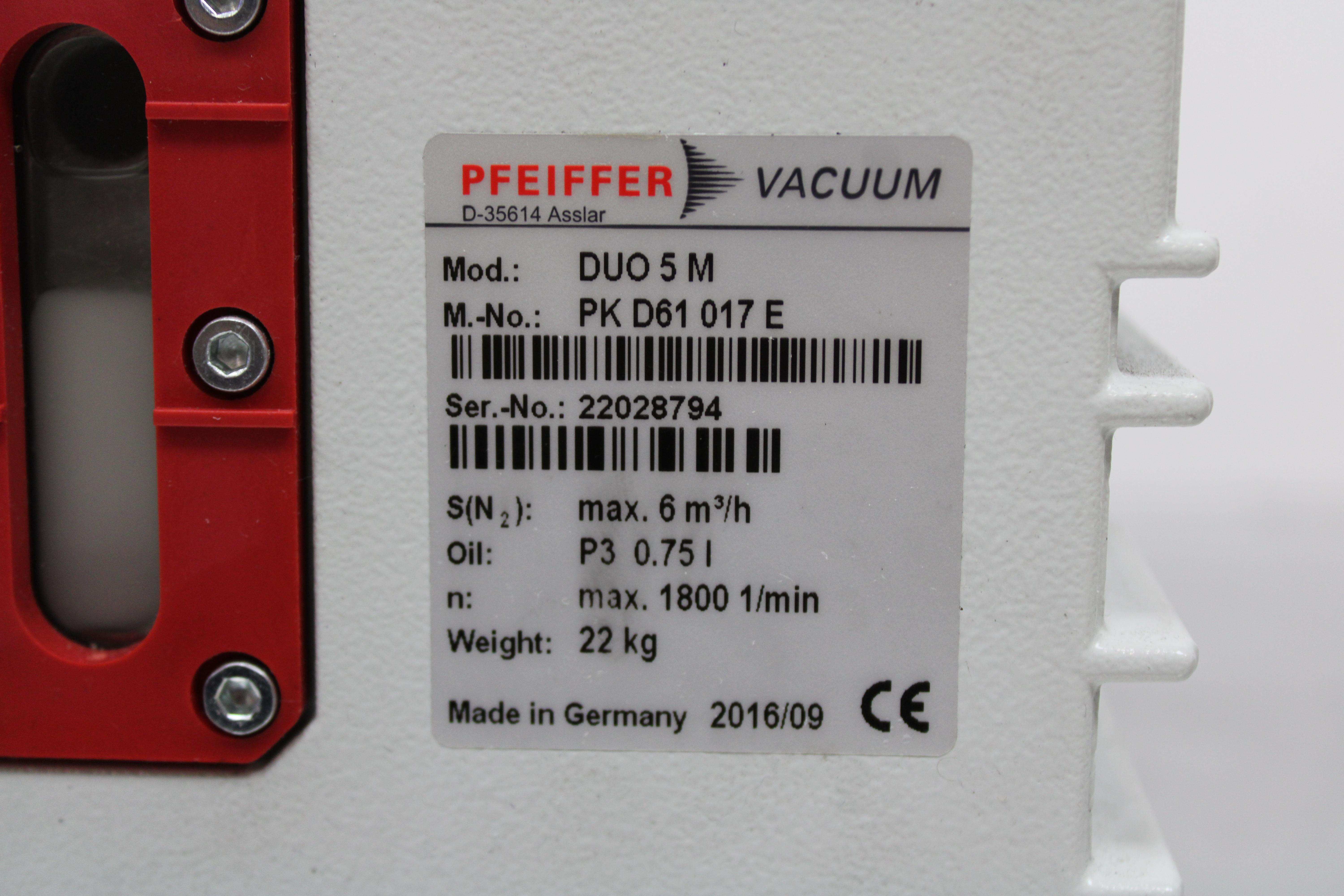 Pfeiffer DUO 5 M Vacuum Pump PK D61 017 Dual Stage 10-3 mbar 220-240V 2016