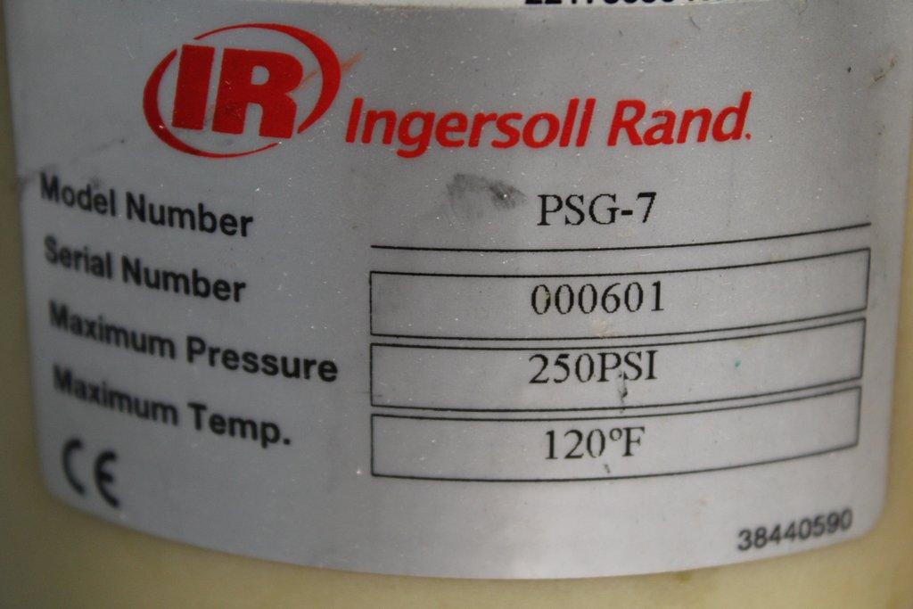Ingersoll Rand PSG-7 Polysep Oil and Water Separator, 2 gal Capacity