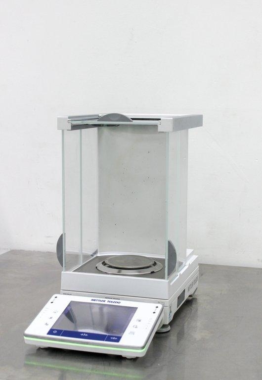 Mettler-Toledo XPE204S Scale Analytical Balance Fair Condition for Lab Use