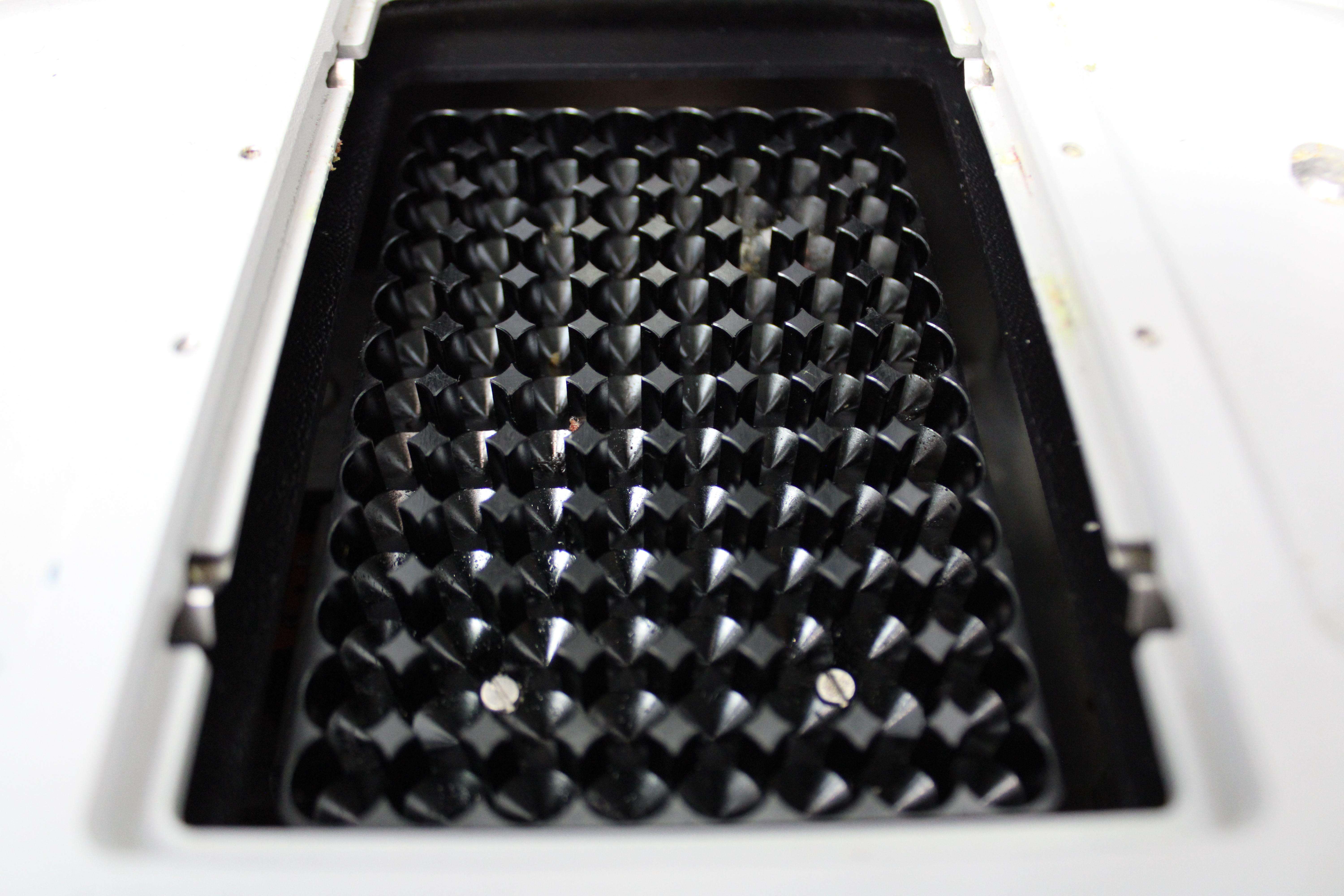 Thermo Kingfisher Flex Purification System DNA/RNA Protein Cell 96 Sample