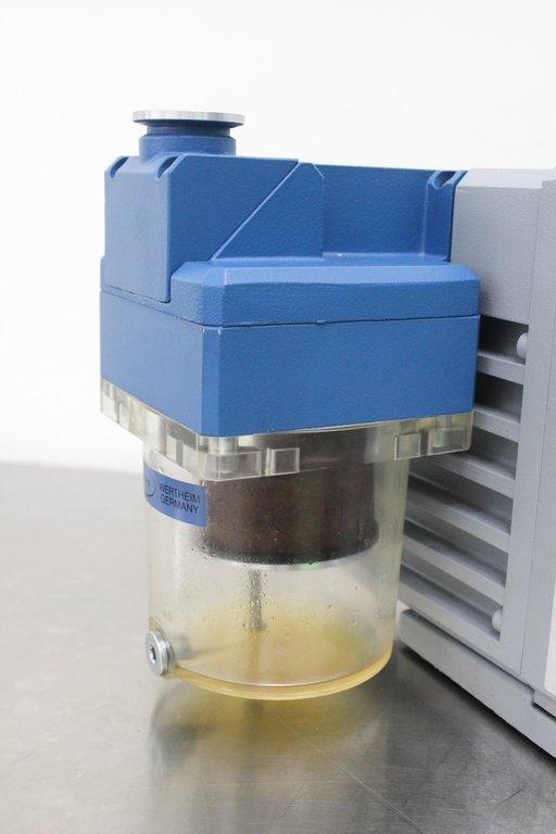 Vacuubrand RZ 9 Vacuum Pump for Laboratory Applications - VG Condition