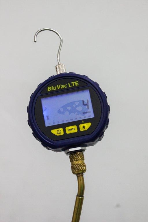 Vacuubrand RZ 9 Vacuum Pump for Laboratory Applications - VG Condition