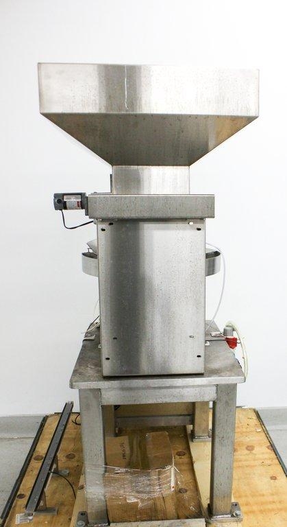 R-Tech Vibratory Bowl Feeder Model 15-110AC for Parts Automation