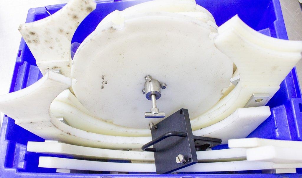 M&O Perry RPC Alu-Crimp Machine Vial Sealing 24000 Vials Hour US 120V 60Hz