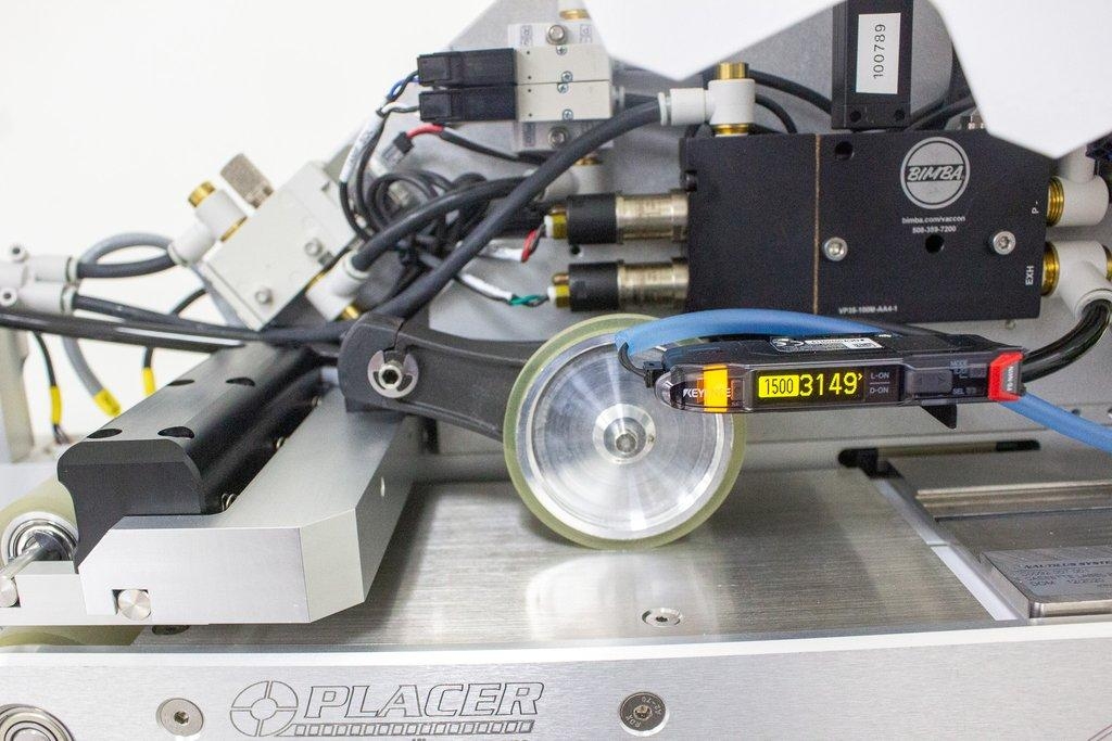 Nautilus PL100i-EP Adhesive Applicator for Automated Assembly Solutions