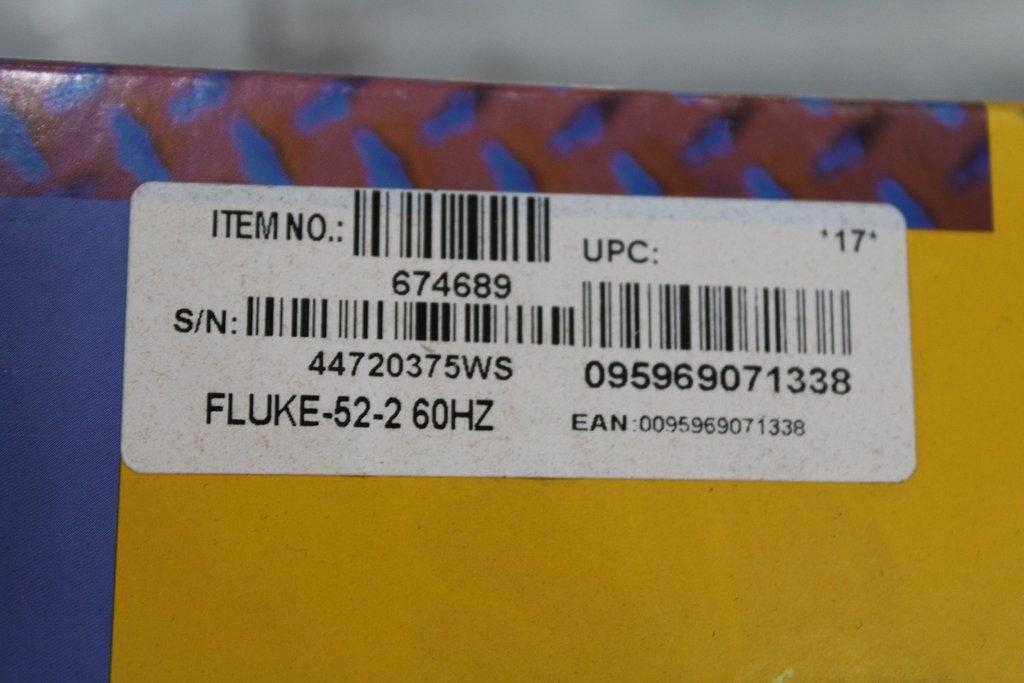 Fluke 51 52 II Temperature Meter Thermocouple up to 900 C 1600 F dual input T1T2