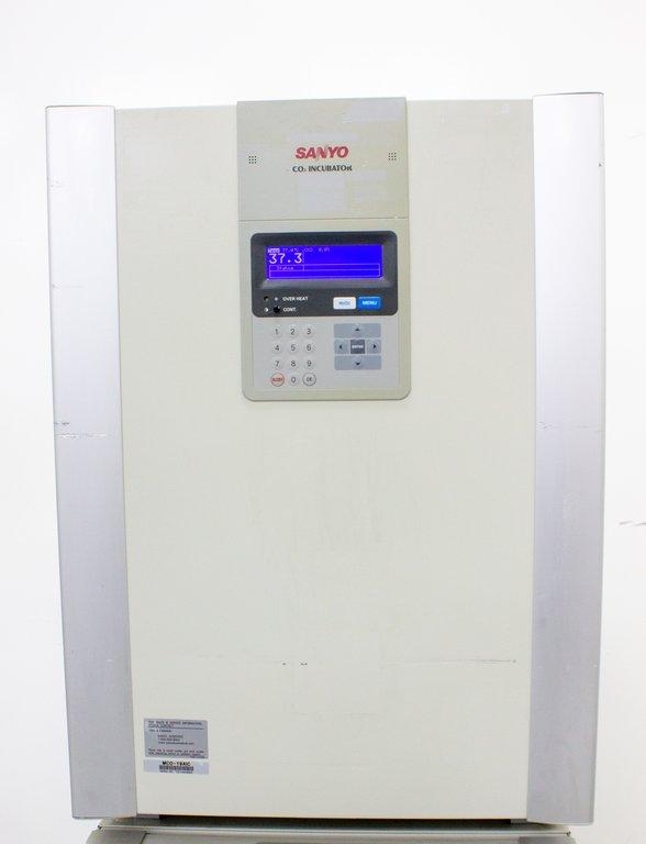 Sanyo MCO-19AIC CO2 Incubator 170L Direct Heat Antibacterial Interior