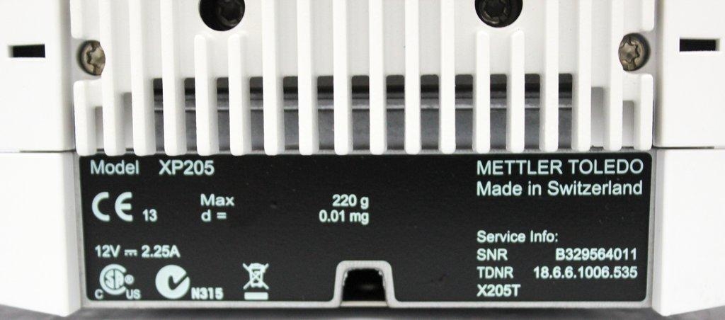 Mettler-Toledo XP205 Analytical Balance Precision Scale Excellent Condition