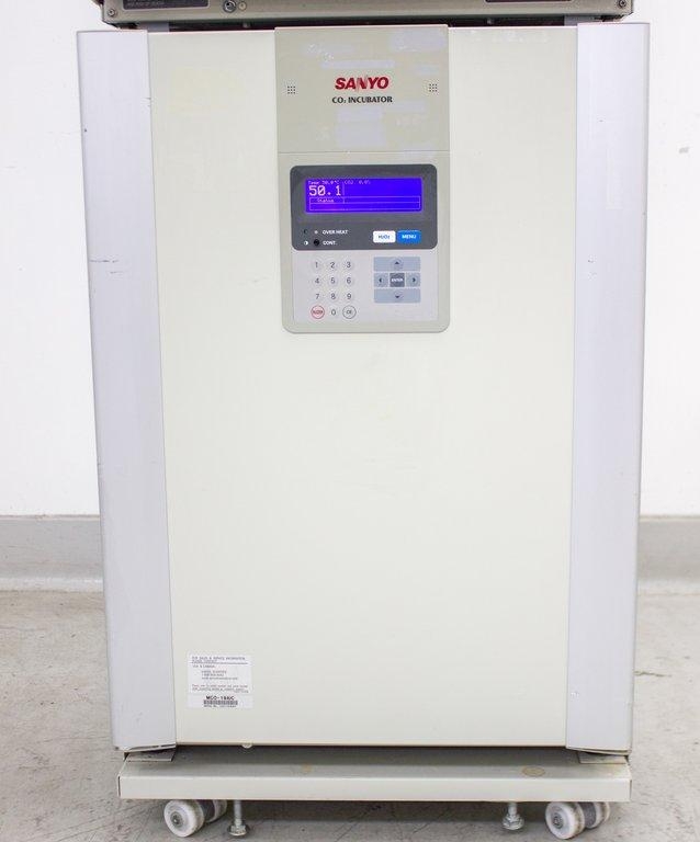 Sanyo MCO-19AIC CO2 Incubator 170L 0-50C Antibacterial Interior
