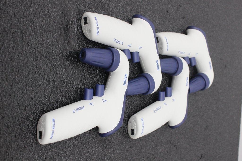 Mettler-Toledo Lot of 15 Pipettors Single-Channel Variable Volume Lab Use