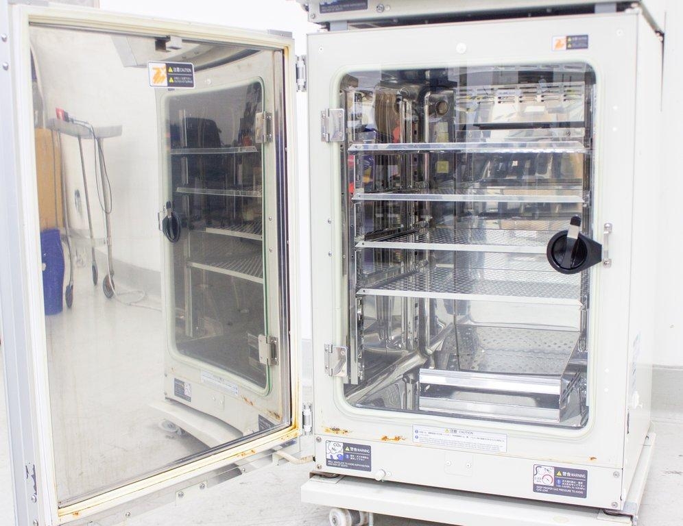 Sanyo MCO-19AIC CO2 Incubator 170L 0-50C Antibacterial Interior