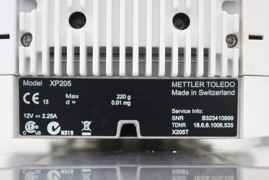 Mettler-Toledo XP205 Analytical Balance, 120V, 50Hz/60Hz, Cosmetic Damage, G