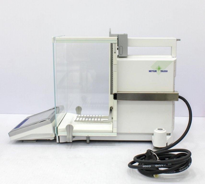 Mettler-Toledo XP205 Analytical Balance, 120V, 50Hz/60Hz, Cosmetic Damage, G