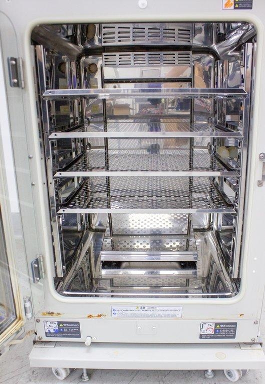 Sanyo MCO-19AIC CO2 Incubator 170L 0-50C Antibacterial Interior