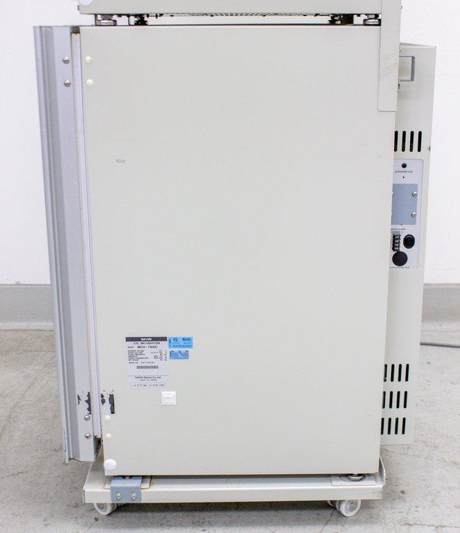Sanyo MCO-19AIC CO2 Incubator 170L 0-50C Antibacterial Interior