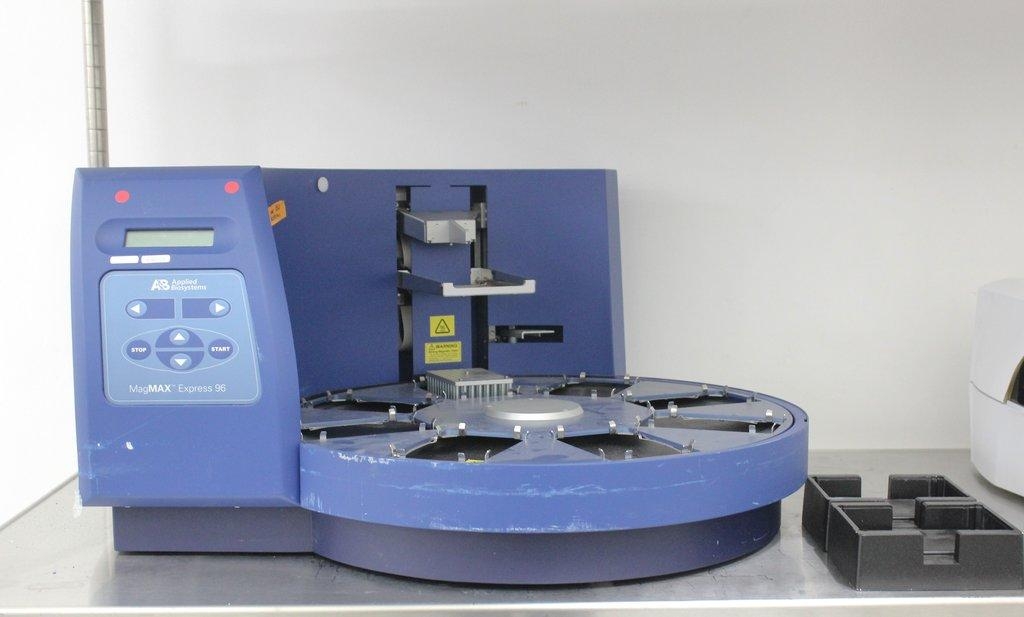 ABI 710 MagMax Express 96 Automated DNA RNA Purification System Good Condition